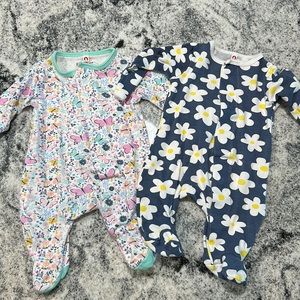 E=mc easy magnetic close Newborn set of 2
